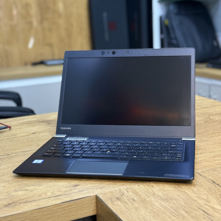 Toshiba Portage X30-E Core i5 8th Gen
