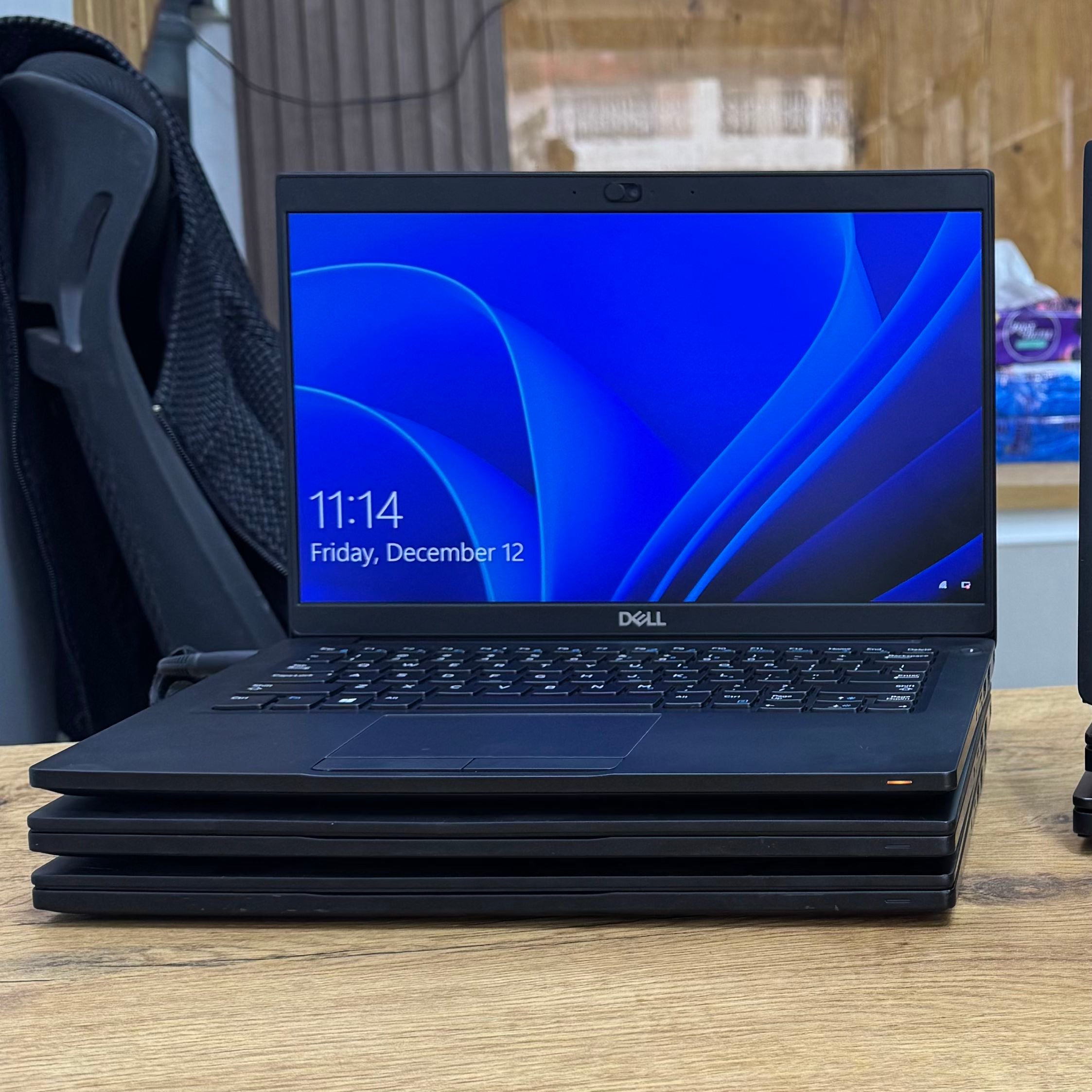 Dell Latitude 7370 – 2-Core Intel Core M5 6th Gen | Ultra-Portable