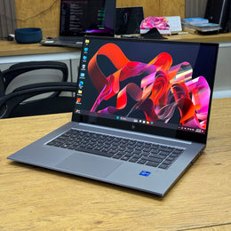 HP ZBook Studio 15 G7 Mobile Workstation – Intel Core i7 (6-Core, 10th Gen) | NVIDIA Quadro T1000 4GB | Up to 4K UHD Display – Certified | Checked by Technology Zone