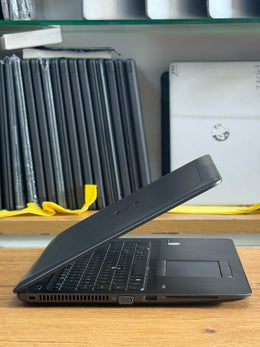 HP ZBook 15u G4 Mobile Workstation – Intel Core i5 (2-Core, 7th Gen) | AMD FirePro 2GB | Full HD Display – Certified | Checked by Technology Zone