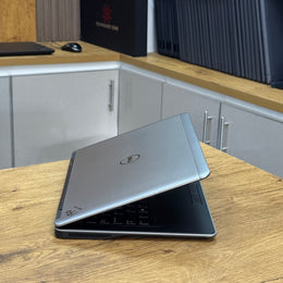 Dell Latitude 7440 – 2-Core Intel Core i5 4th Gen | Business Laptop – Certified | Checked by Technology Zone