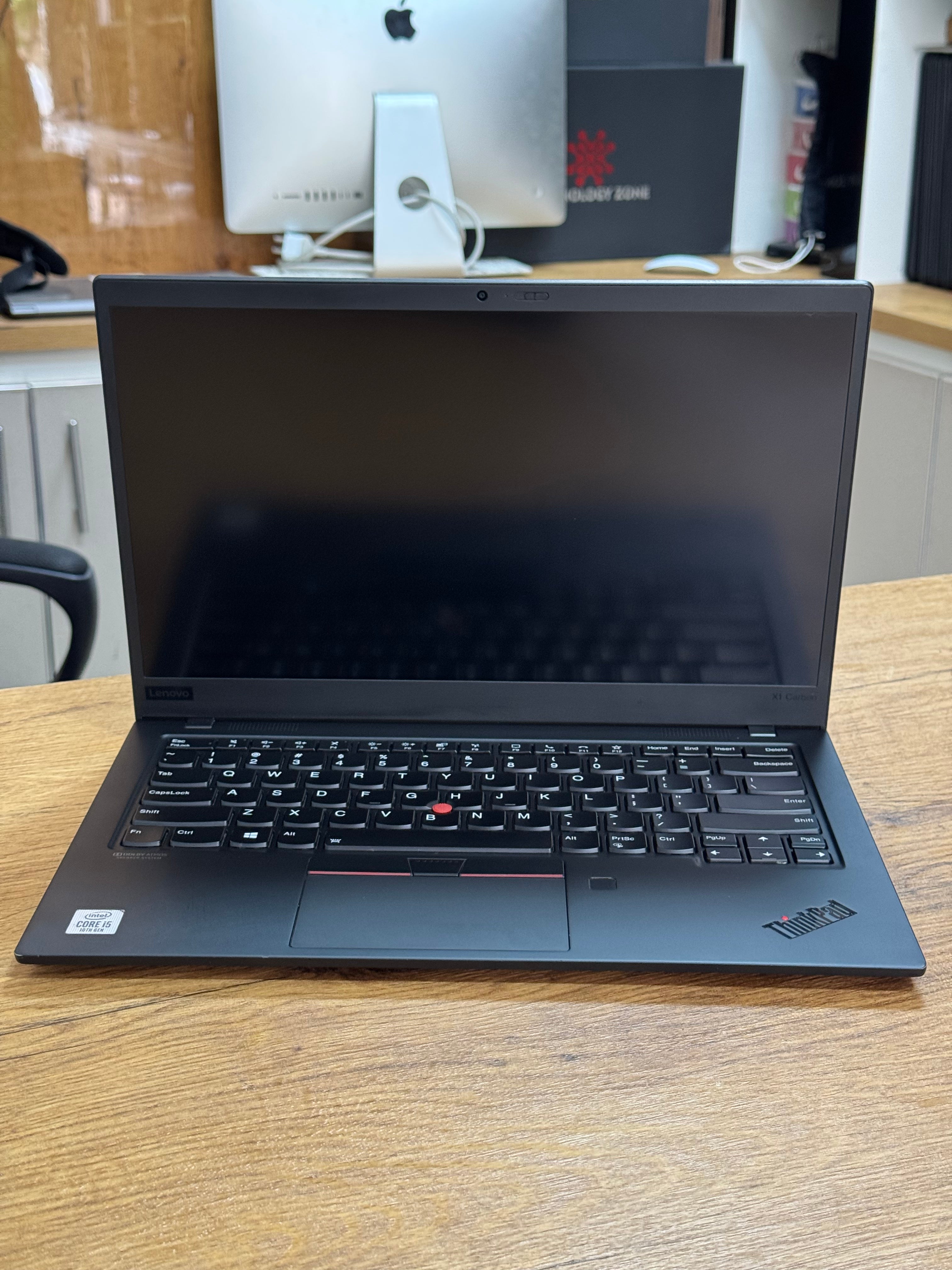 Lenovo ThinkPad X1 Carbon Gen 8 – 4-Core Intel Core i5 10th Gen | Premium Ultralight Business Laptop – Certified | Checked by Technology Zone