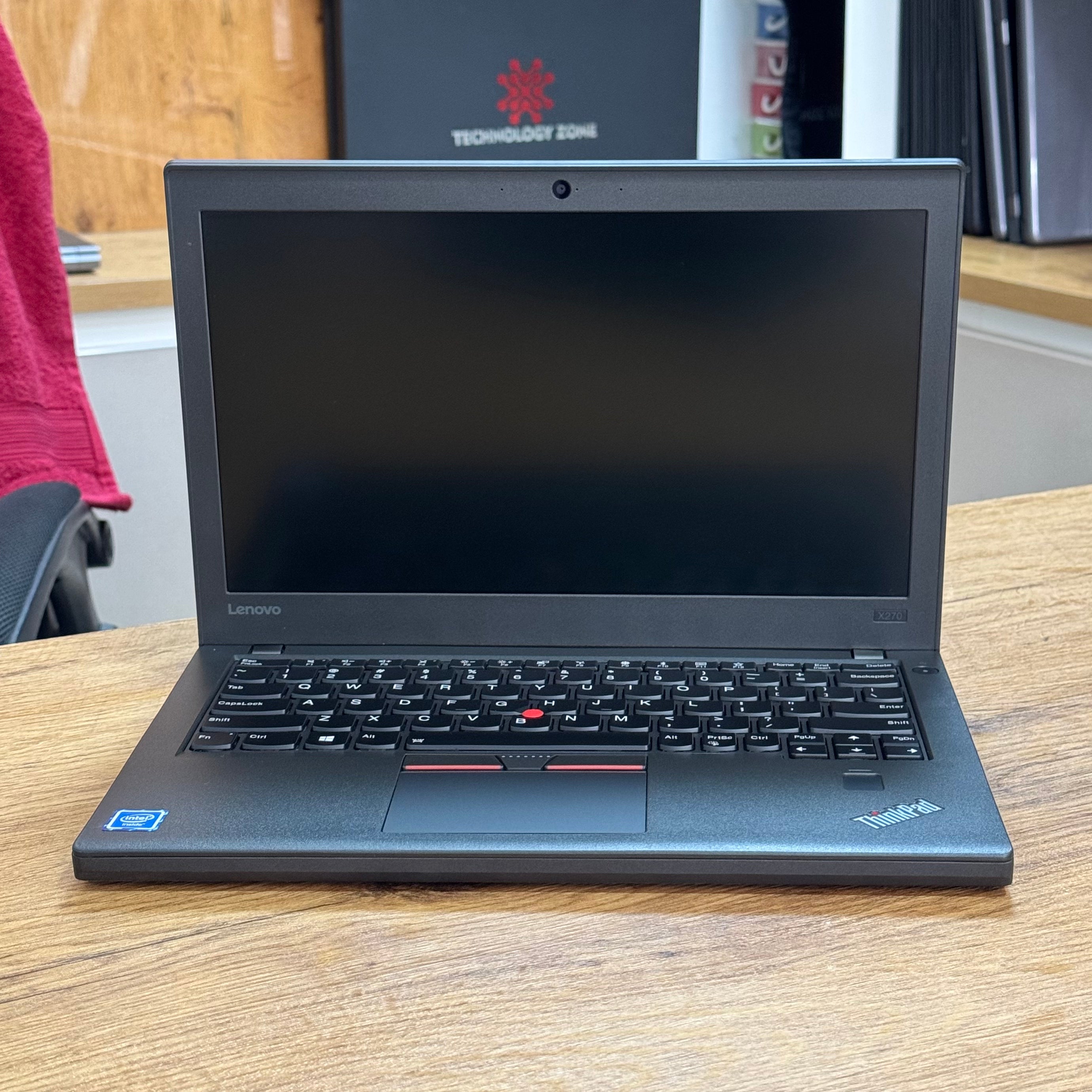 Lenovo ThinkPad X270 – 2-Core Intel Core i7 7th Gen | Compact Lenovo ThinkPad X270 – 2-Core Intel Core i7 7th Gen | Compact